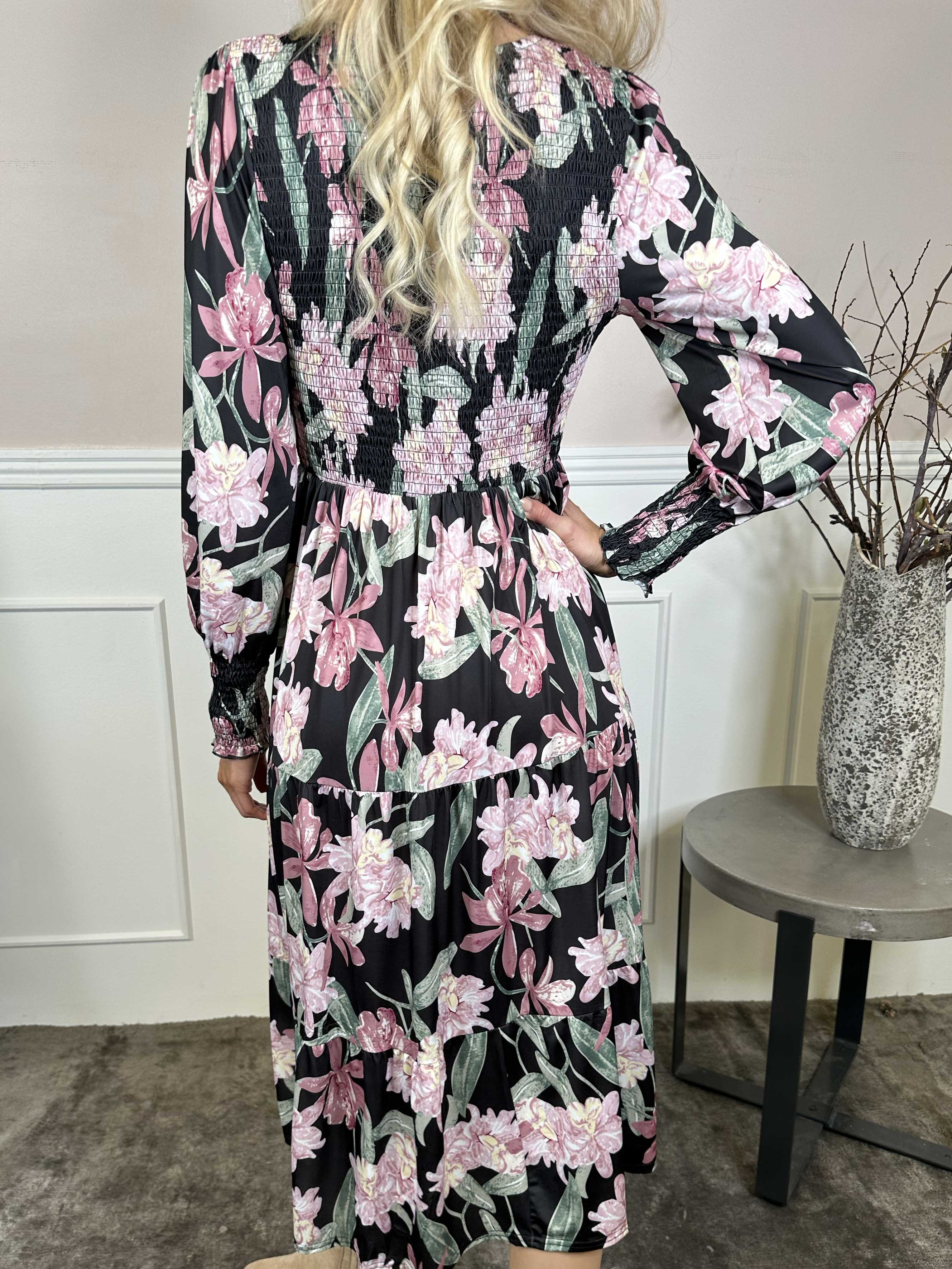 Kelly Flower Dress - Elastisk klänning med smock över bröstet